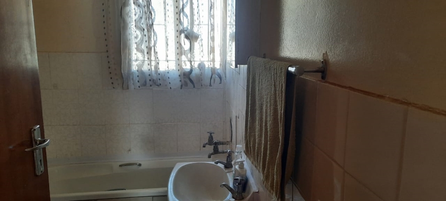 3 Bedroom Property for Sale in Odendaalsrus Free State